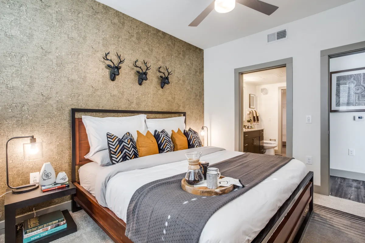 Dual-Site Simultaneous Construction — Victor on Prosper construction detail